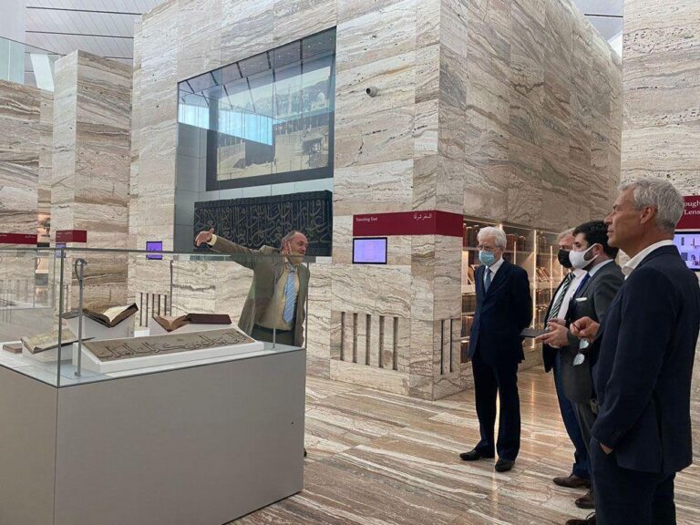 Major Auction Houses Are Selling Stolen Manuscripts